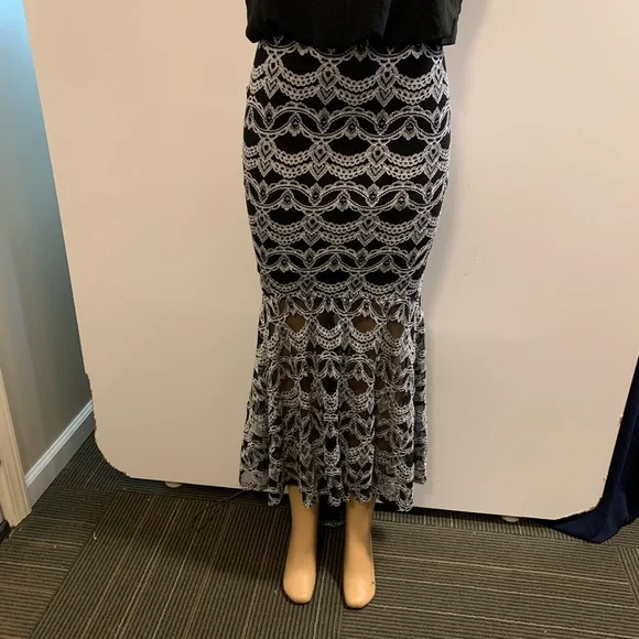 Women junior silver black high- low Bodycon mermaid maxi dress size (M) - Picture 3 of 11